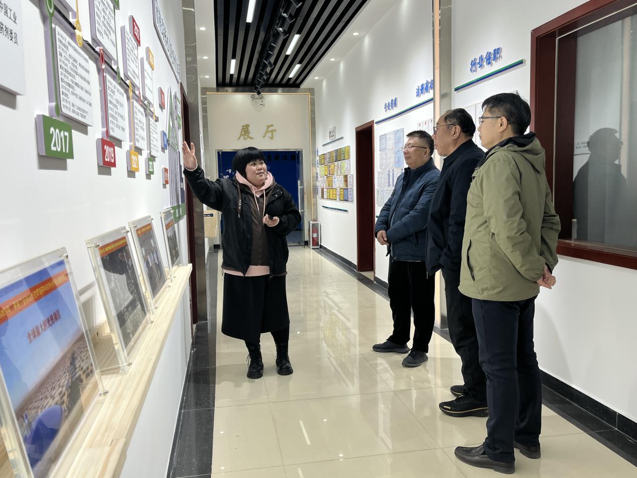 ���u�Ƽ���W(xu��)�O��܊��ӛ�������ɽ���һ���W�R��������ָ��(d��o)